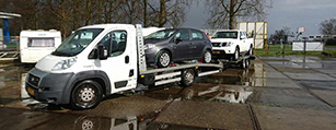 Schadewagens en kapotte wagens voor de export gevraagd